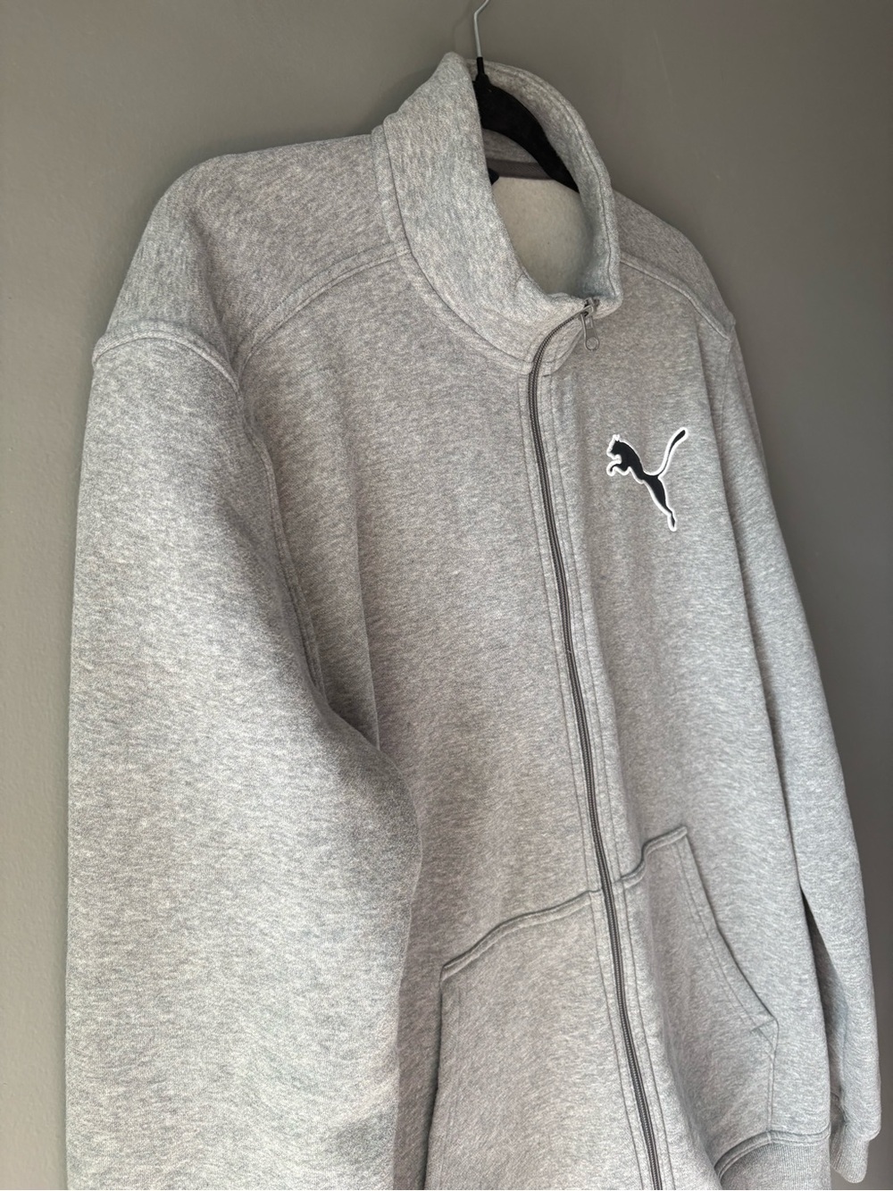 Puma Grey Zip Up Sweatshirt XL Men’s Logo Athletic Fleece - Picture 3 of 9